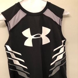 UNDER ARMOR sleeveless shirt